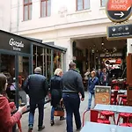 Stylish Haven In The City Center