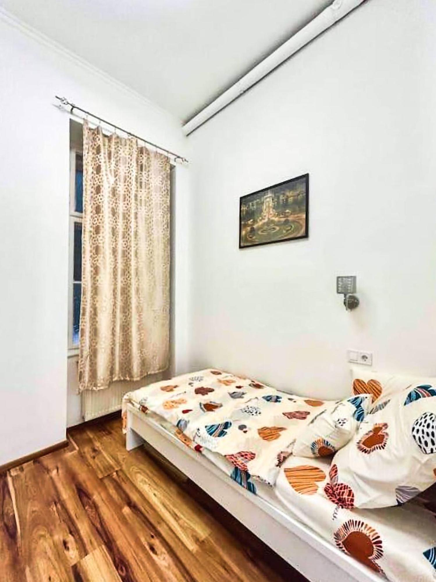 Stylish Haven In The Center Apartment *